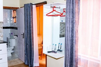 Lux Suites Lakeview Cottages Ruiru,,3 star