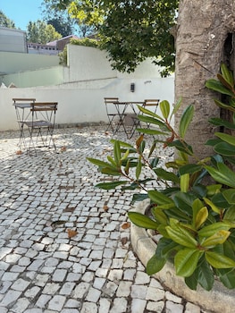 Sintra Flower Vintage Chalet,,2 star