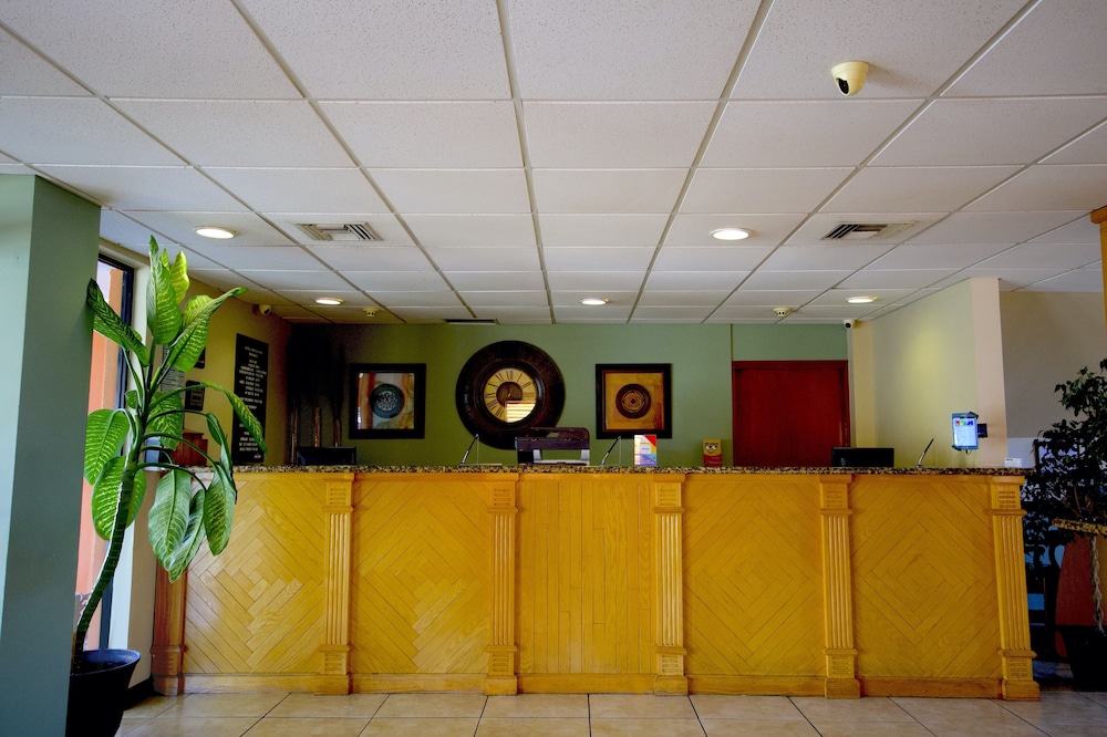 hotel consulado inn