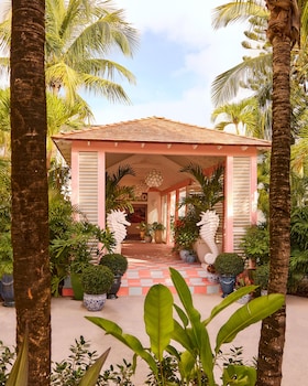 private pool villa at coral sands steps to pink sand beach and resort amenities