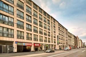 H+ Hotel Berlin Mitte,Near Berlin Wall Memorial,4 star