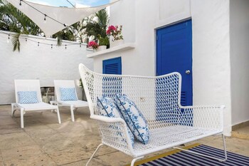 ocean park 1bd 1ba pool walktobeach iv
