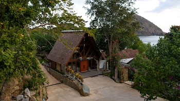 plataran komodo resort and spa