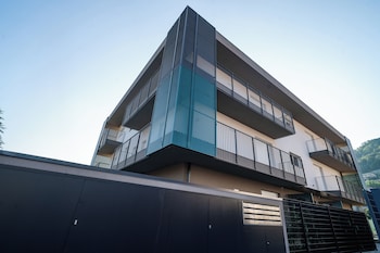 phi apartments bergamo