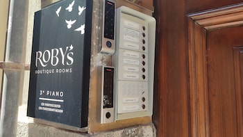robys boutique rooms