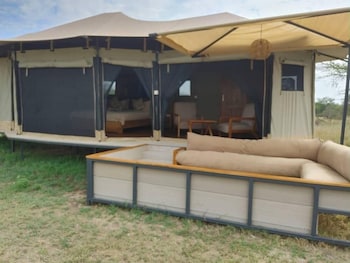 Sidai Serengeti Camp,,3 star