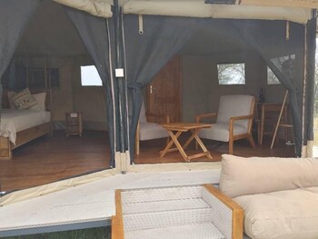 Sidai Serengeti Camp,,3 star