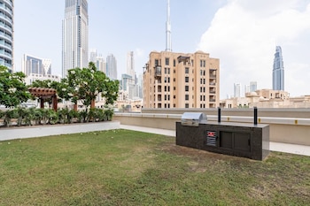 vogue downtown near dubai mall burj khalifa