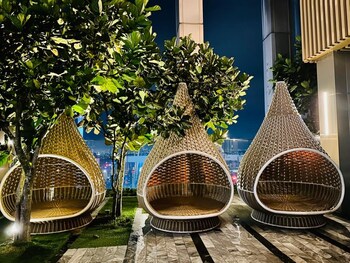 tropicanathe residence klcc by cozy stay