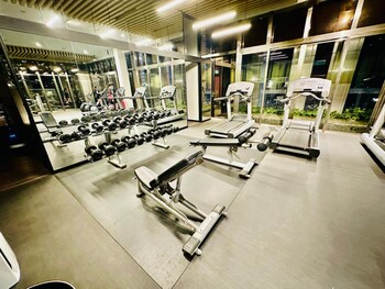 tropicanathe residence klcc by cozy stay