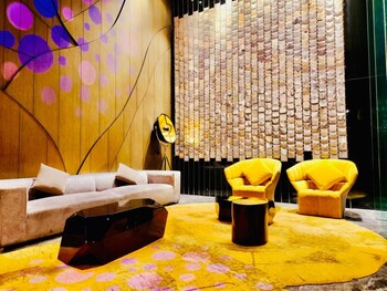 tropicanathe residence klcc by cozy stay