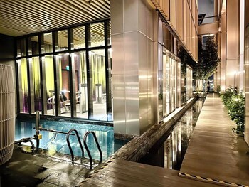 tropicanathe residence klcc by cozy stay