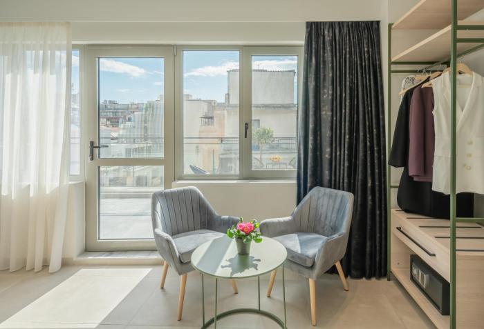 ela five residences