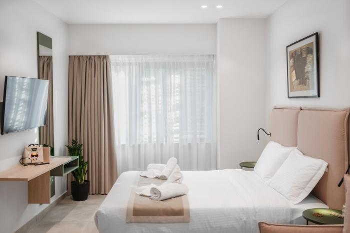 ela five residences