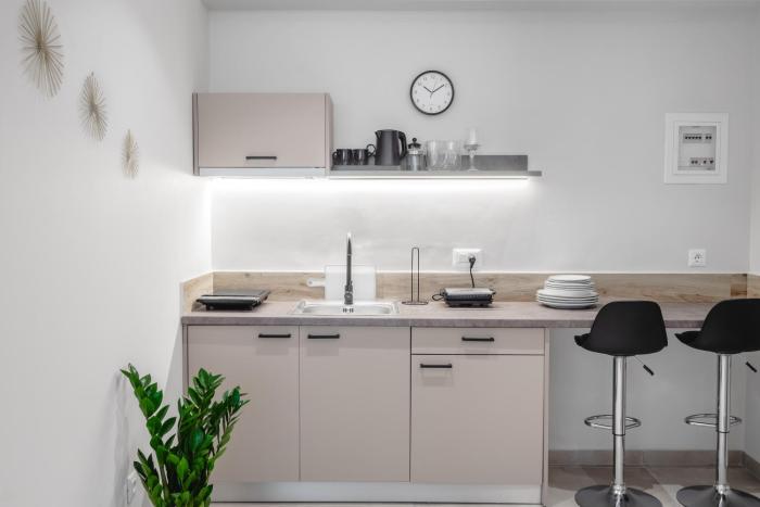 ela five residences