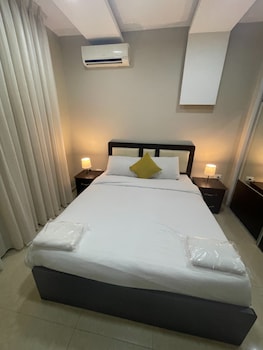 charming amman apartent with city views