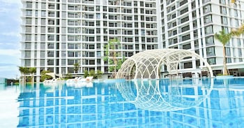 Homie's The Glory Apartment,,3 star