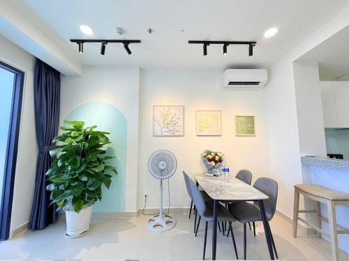 homies the glory apartment