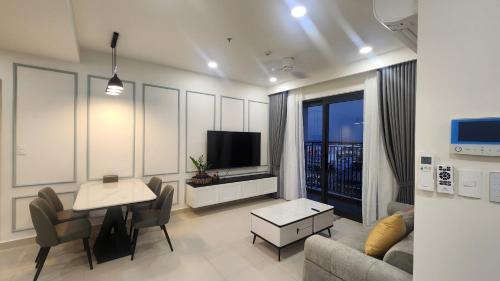 homies the glory apartment