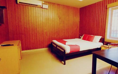 tri star residency ernakulam