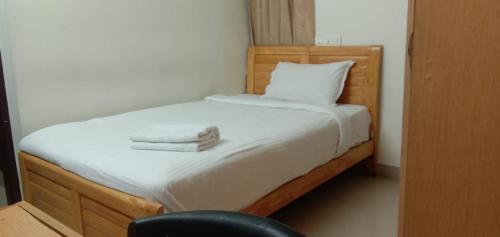 tri star residency ernakulam