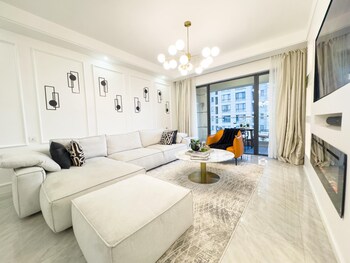 alba gardens b1102
