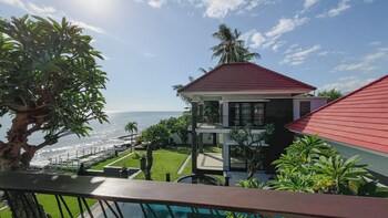 blue marlin 6 br villa singaraja bali