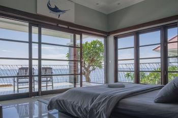 Blue Marlin 6-Br Villa Singaraja Bali,,4 star