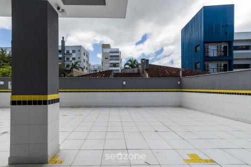 yhd condominium with pool near ufsc located in carvoeira this condominium is an excellent choi