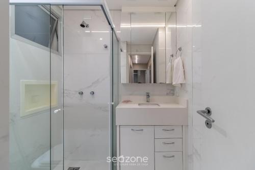 modern apart near beira mar norte downtown vra404