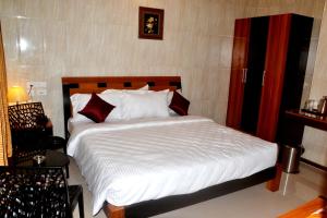 peace inn