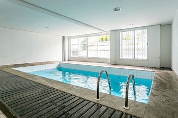 apt with pool 250m from jurere beach aya201
