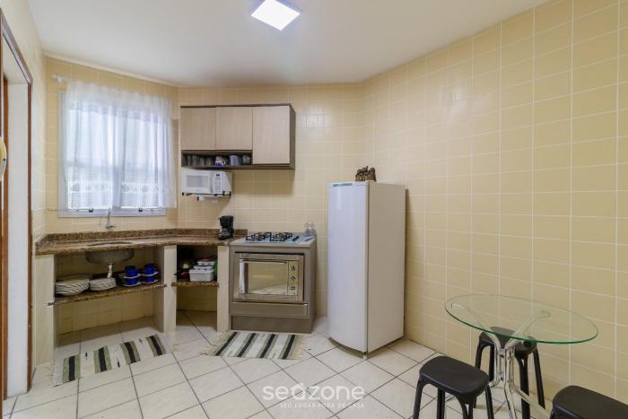 apt with 3 bedrooms 200m from ufsc elk0101