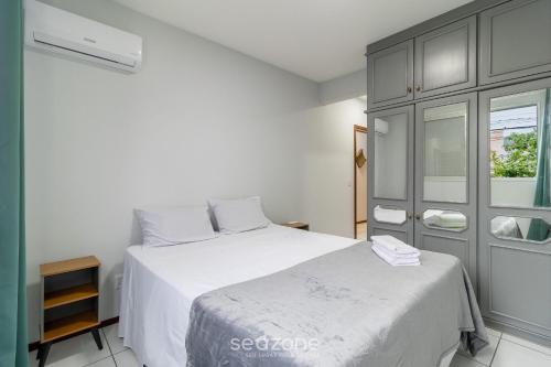 Apt With 3 Bedrooms 200M From Ufsc Elk0101,,2 star