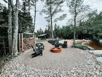 nalu retreat lakeside