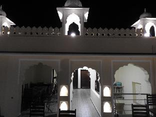 Hotel Dev Palace,Ranthambhore Road,1 star