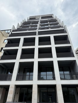 Aura Tbilisi Living,,5 star