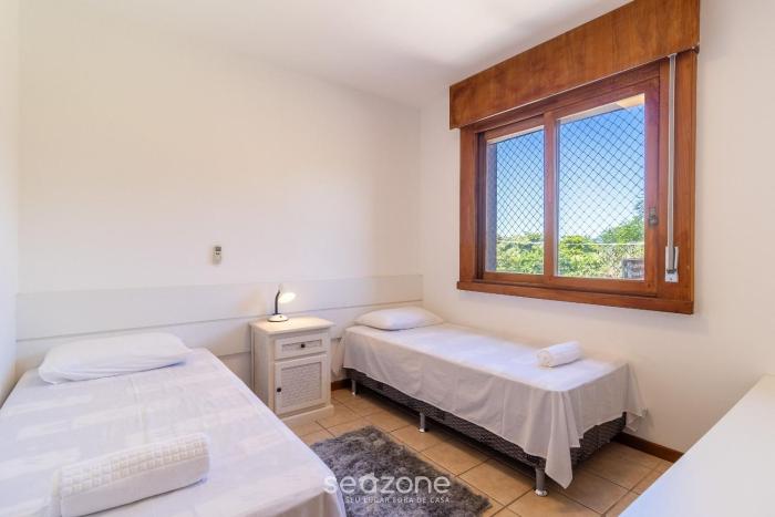 charm and comfort 450m from the beach cmh0202