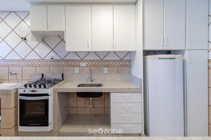 charm and comfort 450m from the beach cmh0202