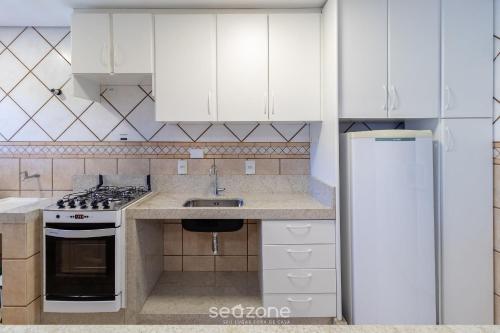 charm and comfort 450m from the beach cmh0202