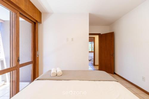 charm and comfort 450m from the beach cmh0202