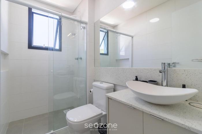 modern studio 650m from ufsc cnt303