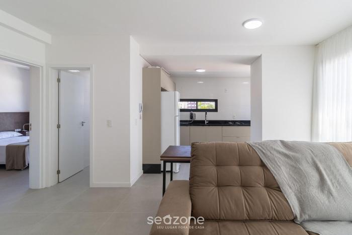 modern studio 650m from ufsc cnt303