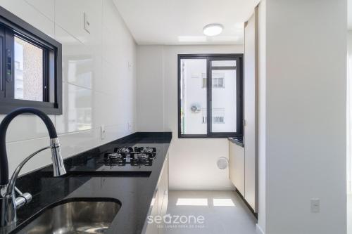 modern studio 650m from ufsc cnt303