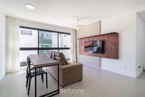 modern studio 650m from ufsc cnt303