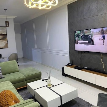 Cozy Apartments By Signature,,4 star