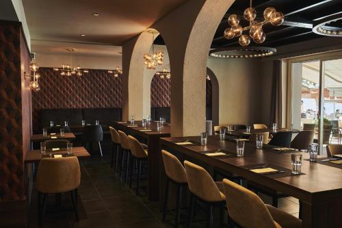 piazza ascona hotel and restaurants