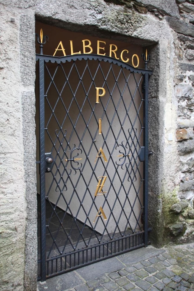 piazza ascona hotel and restaurants