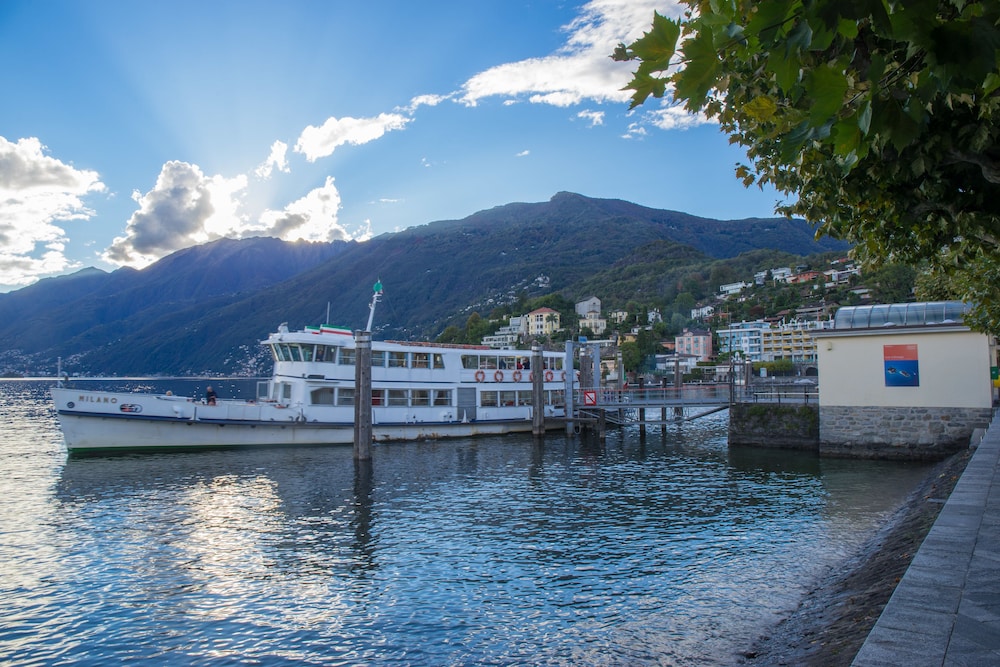 piazza ascona hotel and restaurants