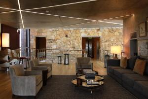 casa de uco vineyards and wine hotel